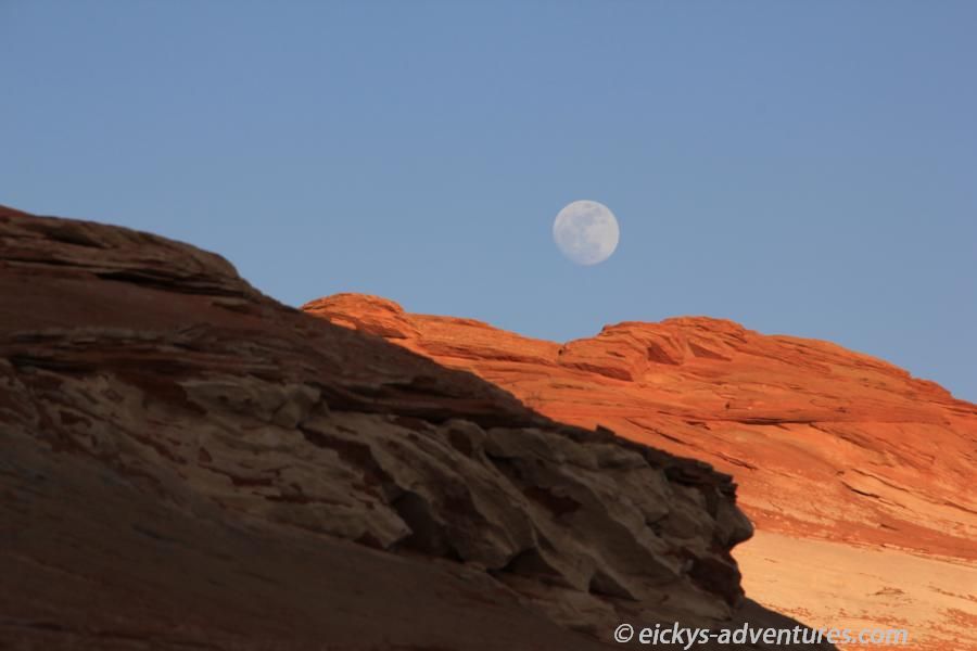 Mond über dem Lake Powell